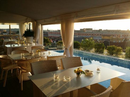 Terrace Posh Bar & Restaurant